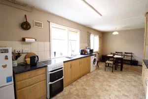 Kitchen/diner- click for photo gallery